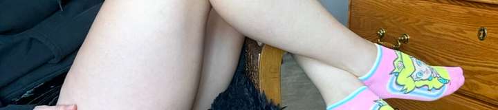 lilmissnaughtyfeet