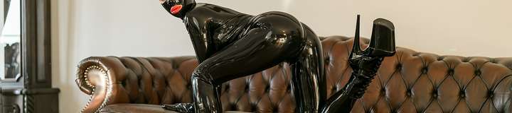 lola_noir