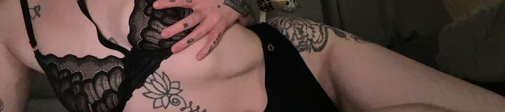 tattedblondie344