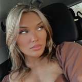 alaina_elliss onlyfans model