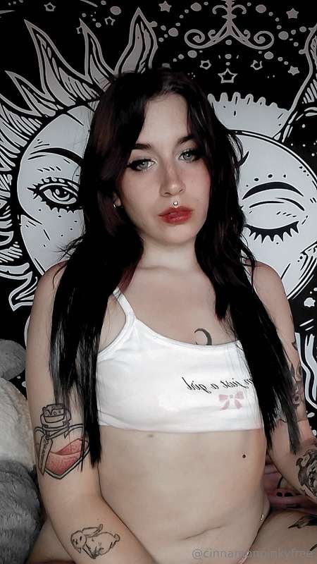 I'm so horny I would suck anybody's dick 🍆🥵