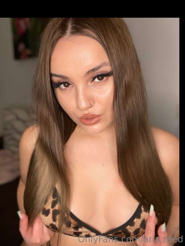 Queens don't compete with hoes. ❤️