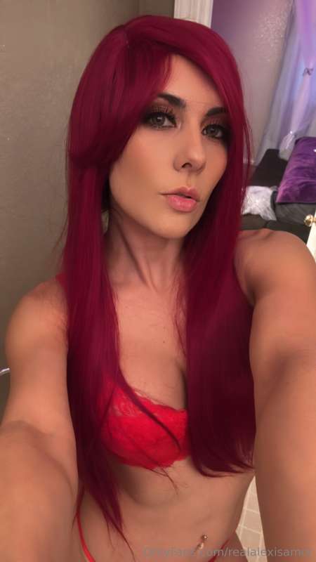 realalexisamor