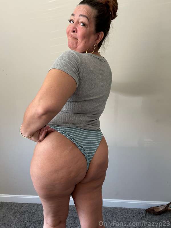 Getting ready to shampoo carpets today in my underwear! And ..