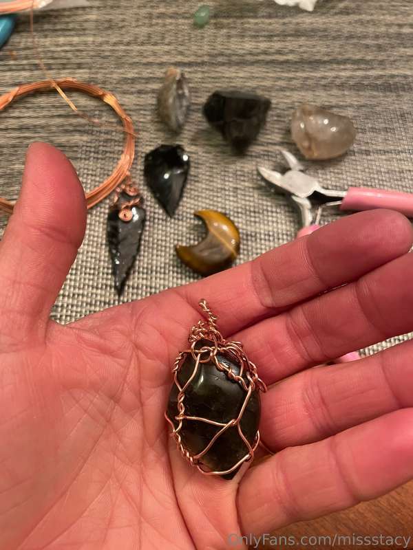 Laborite or laberdite not sure on that one. But need a ✨ bet..