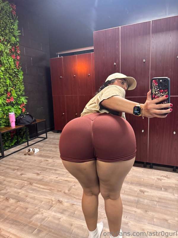 heart shaped natural assss ❣️