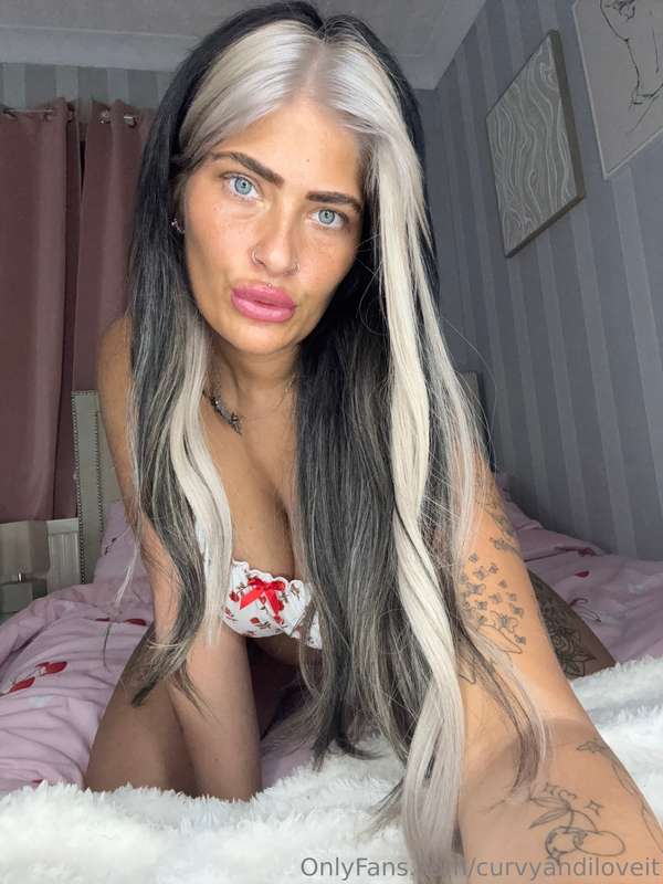 curvyandiloveit