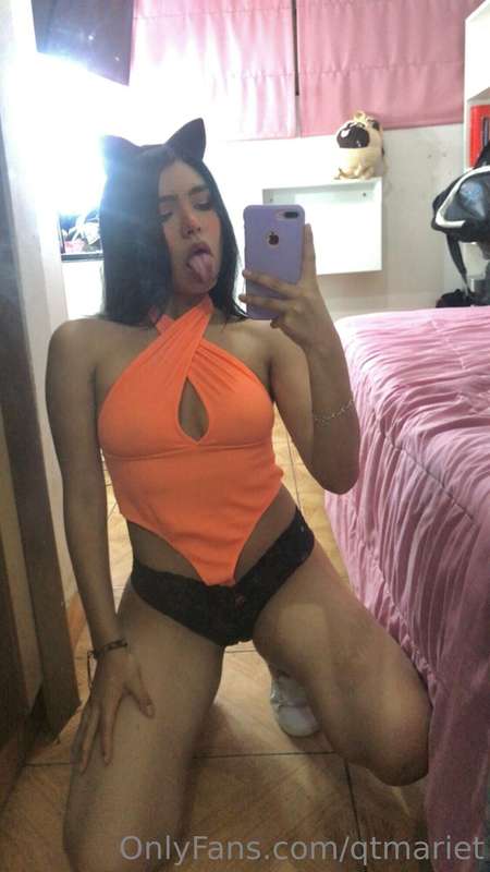 does orange suit me ? :)
