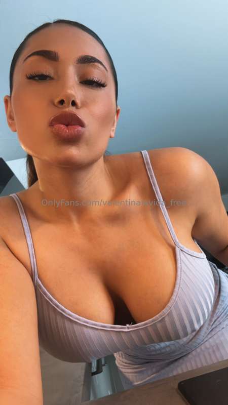 do you like what you see?🥵🔥🔥🔥