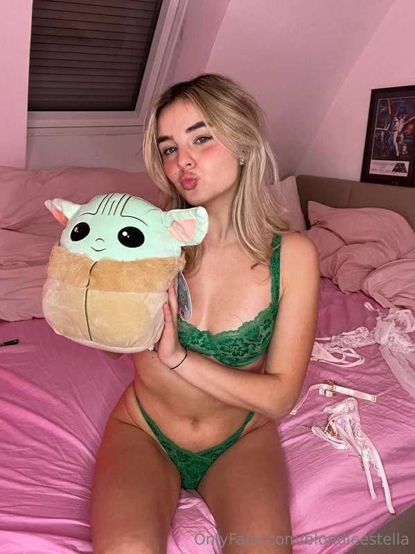 blondieestella