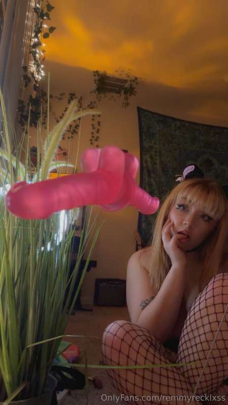 do you think i can take all of it?

tip me $30 in messages, ..