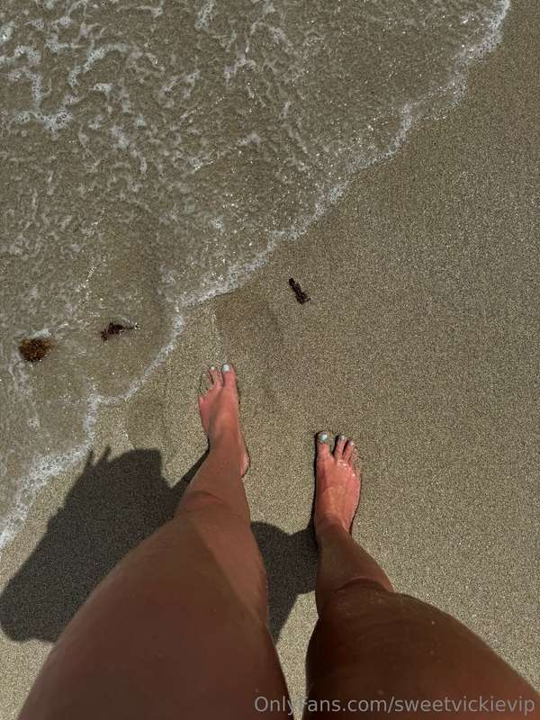 Last day in Miami... should I end it with one more naughty b..