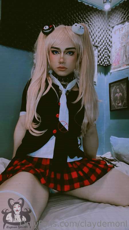 Junko Enoshima ~ Danganrompa 💗🦶✨👁️😈