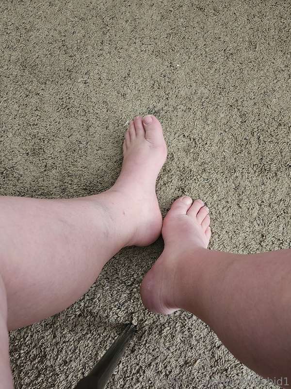Hello foot family 