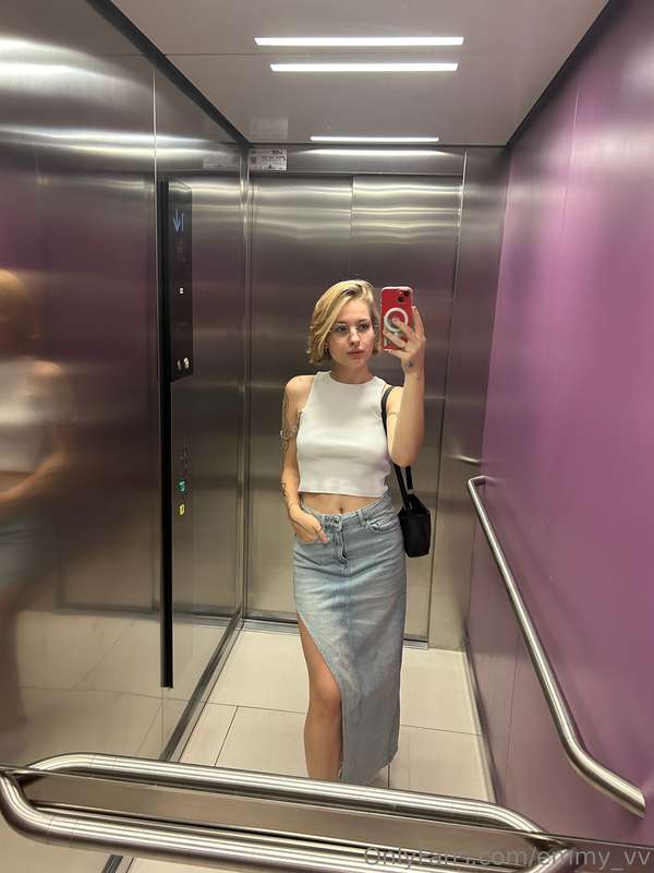emmy_vv