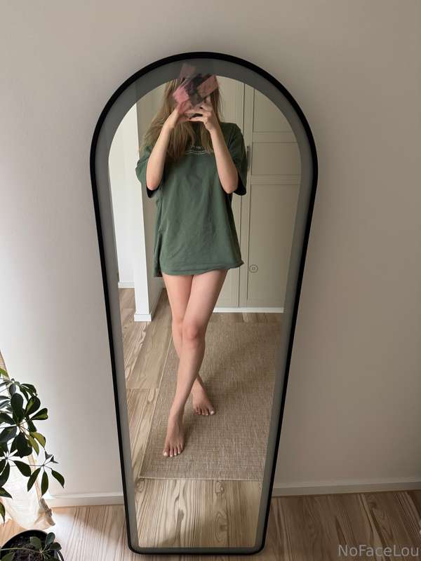 What are your sunday plans? ☺️ Wanna chat? @no.face.lou.vip 