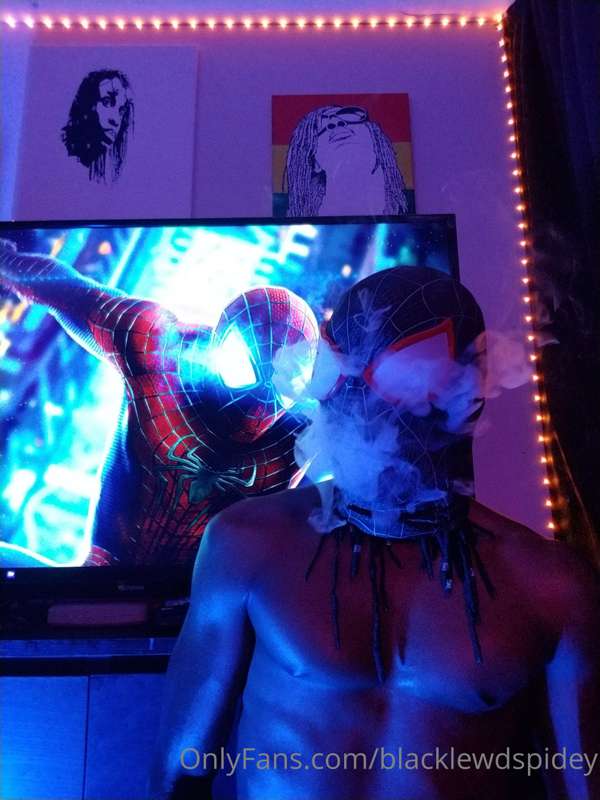 blacklewdspidey image #5