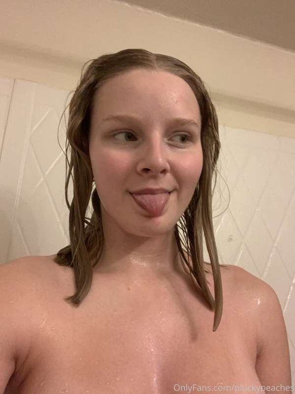 pluckypeaches image #4
