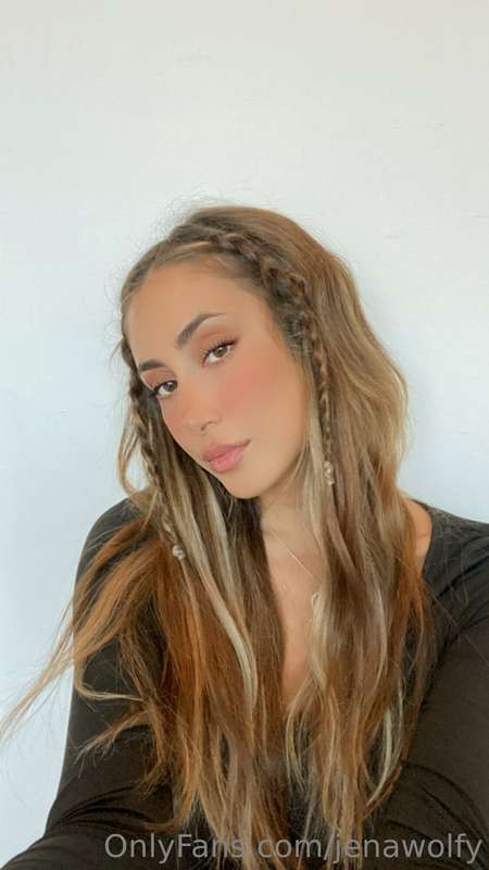 jenawolfy