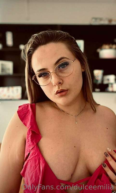 🔥FOLLOW MY SEXY FRIEND @minniewhitee 
@minniewhitee 
😈You wo..