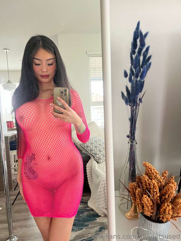 😍CHECK OUT THE DIRTY NEW CONTENT IN YOUR DMS DADDY! Let me k..