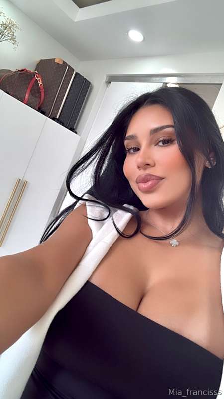 miafrancis