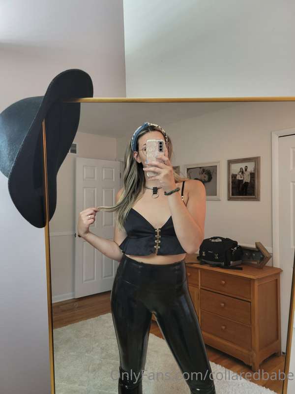 collaredbabe image #2