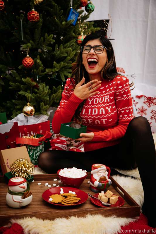 Foto 184 de Mia Khalifa en Tocromo
