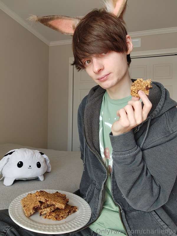 I cooked a healthy snacks~ and I was also feeling horny >//w..