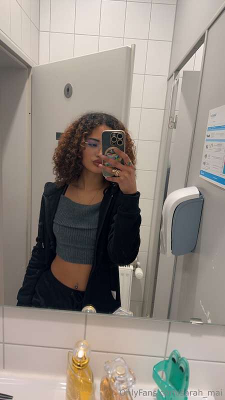sarah_mai