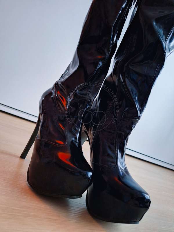 cherrygoth image #0