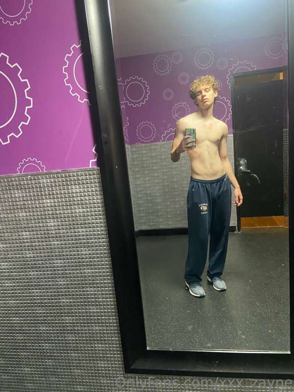 Every pic I took at the gym today