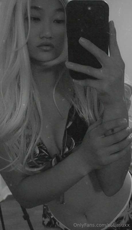sofiasuxx