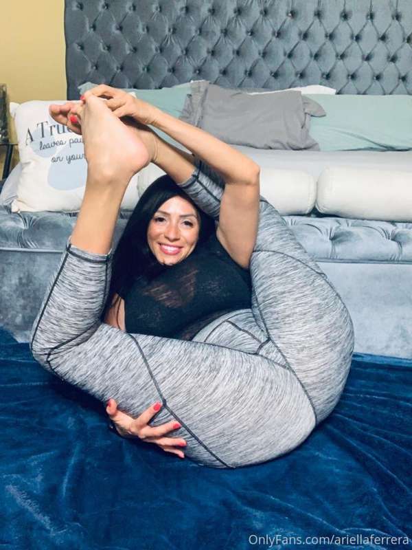 Foto 20 de Ariella Ferrera en Tocromo