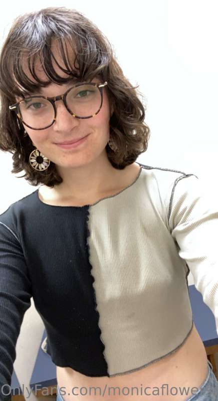 If u look hard enough, you can see my nipples through this s..