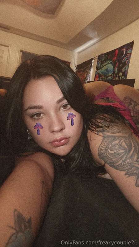 freakycouple21