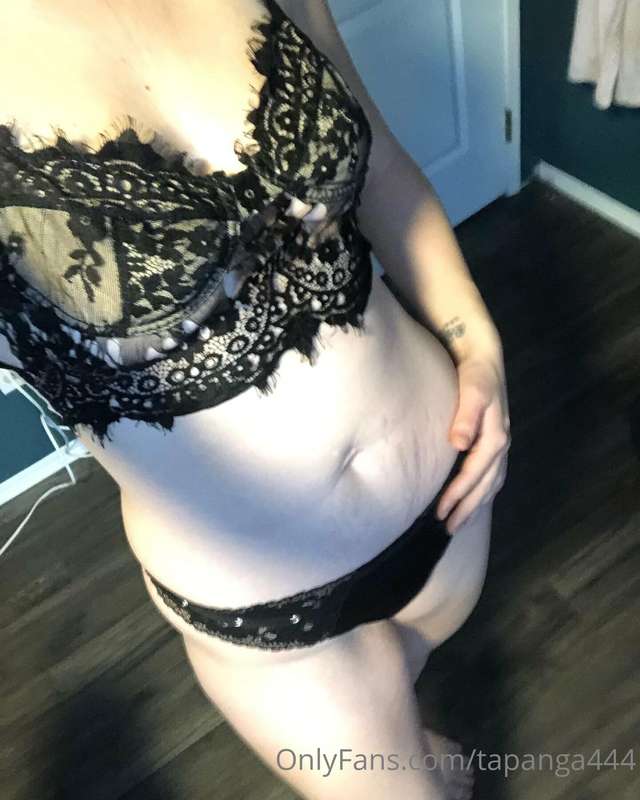 I’m feeling generous! Tip me $5 and I’ll send you 4 filthy p..