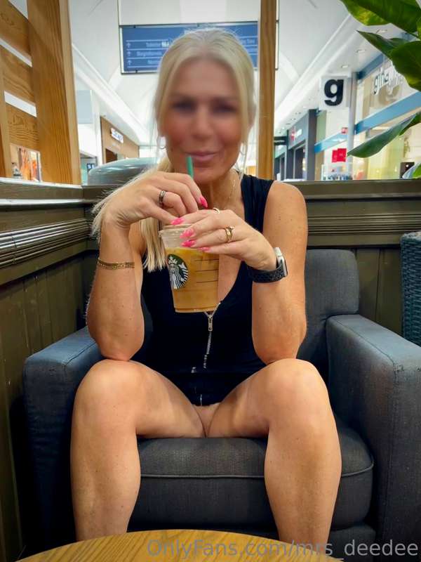 🔥Damn it's hot today out shopping - time for a delicious ice..
