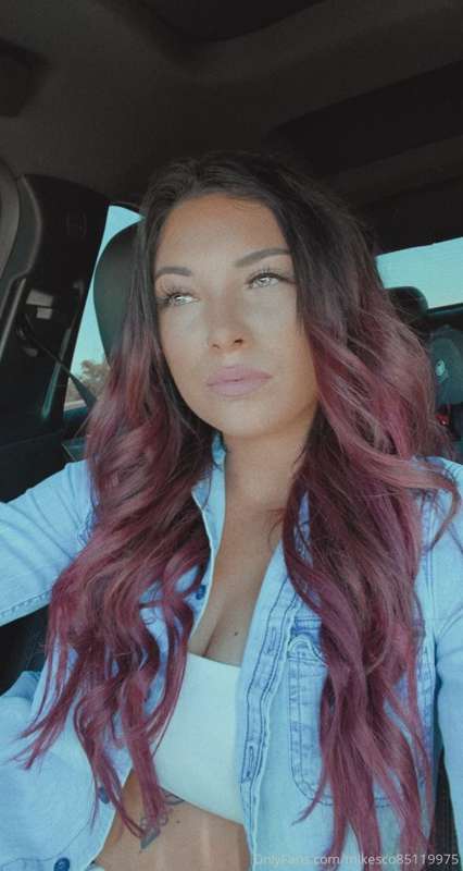 Who would like me to send some content with my #1 girl