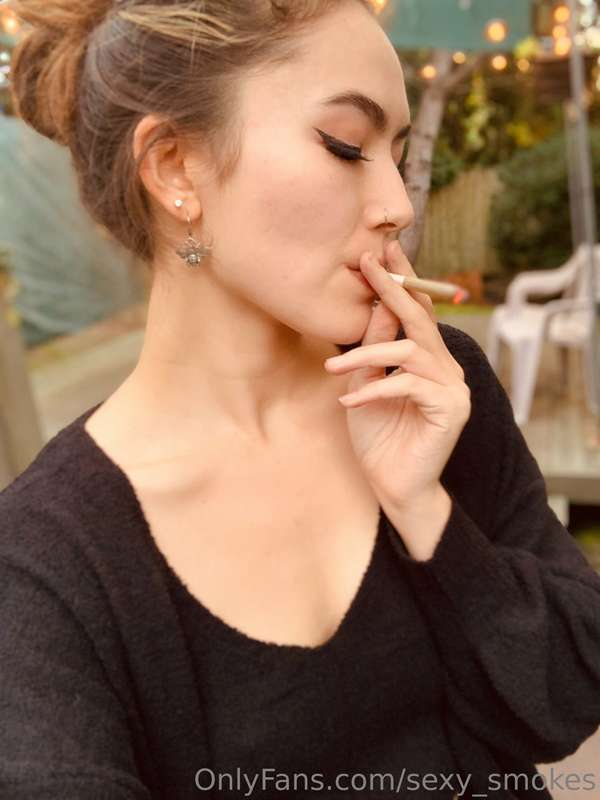 sexy_smokes