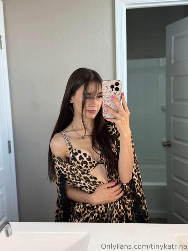 tinykatrina image #0