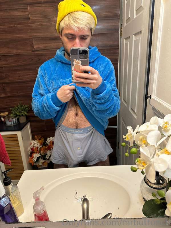 mrbuttoncb image #1