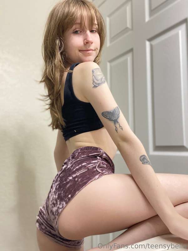 wishing it's you who's gonna touch these cheeks tonight 🥺