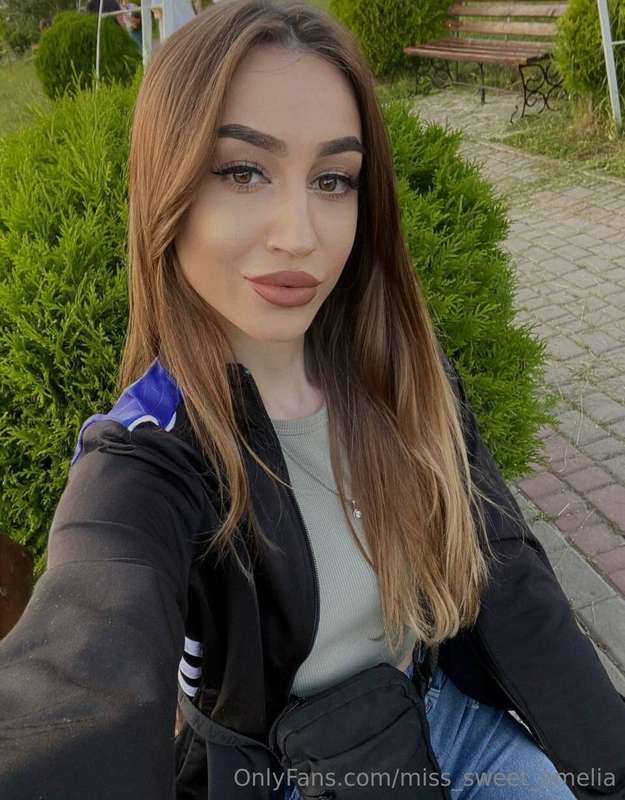 My mood during walks goes from 0 to 100 real quick! 🌳✨ Natur..