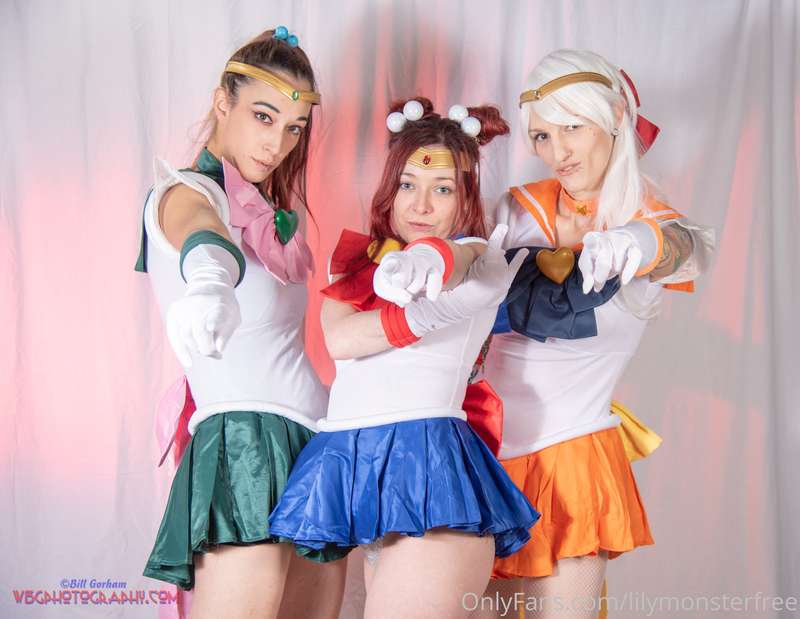 lilymonsterfree image #16