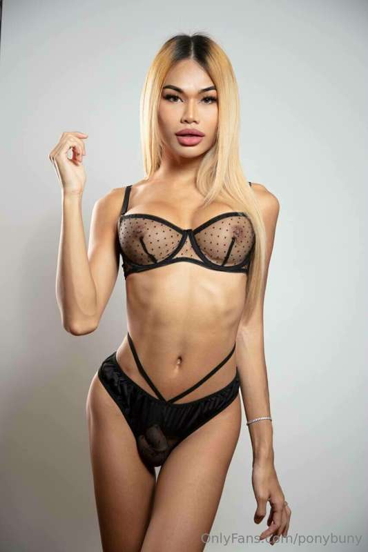 What would you do to eat my boobs for 1 hour? 🤭😈