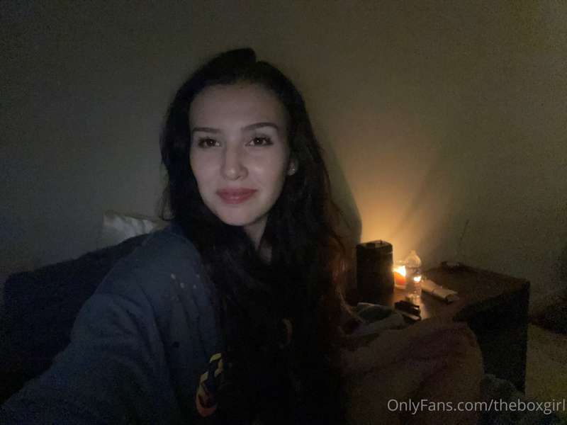 DM me if your cock needs attention