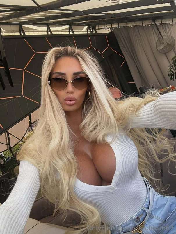 CEO of your dick 💋