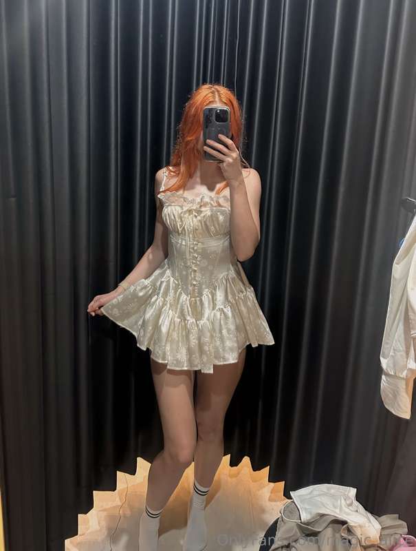 Hey loves! I just found the perfect dress that I can’t stop ..