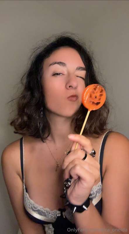 kira_oneida